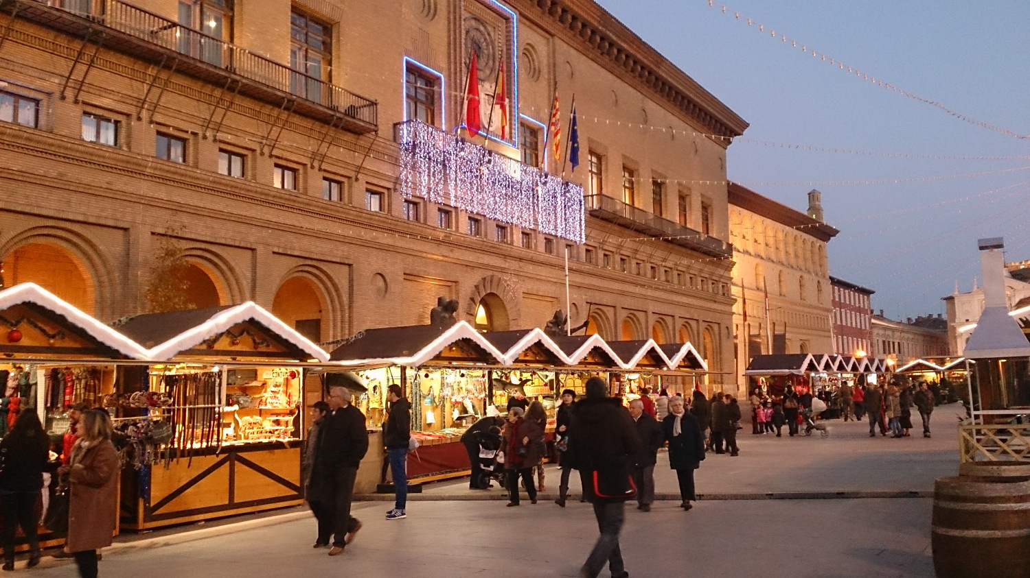 Plaza del Pilar en Navidad Navidad en Zaragoza