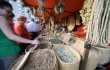 Productos exóticos en el Mercado medieval de las Tres Culturas