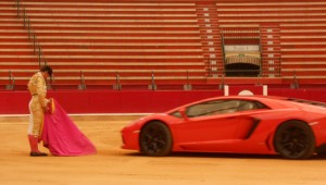 Lamborghini Aventador, en la Misericordia.